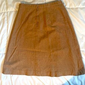 khaki skirt